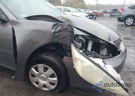 2003 Toyota Camry Le из США, поврежденный, VIN 4T1BE32K13U752101